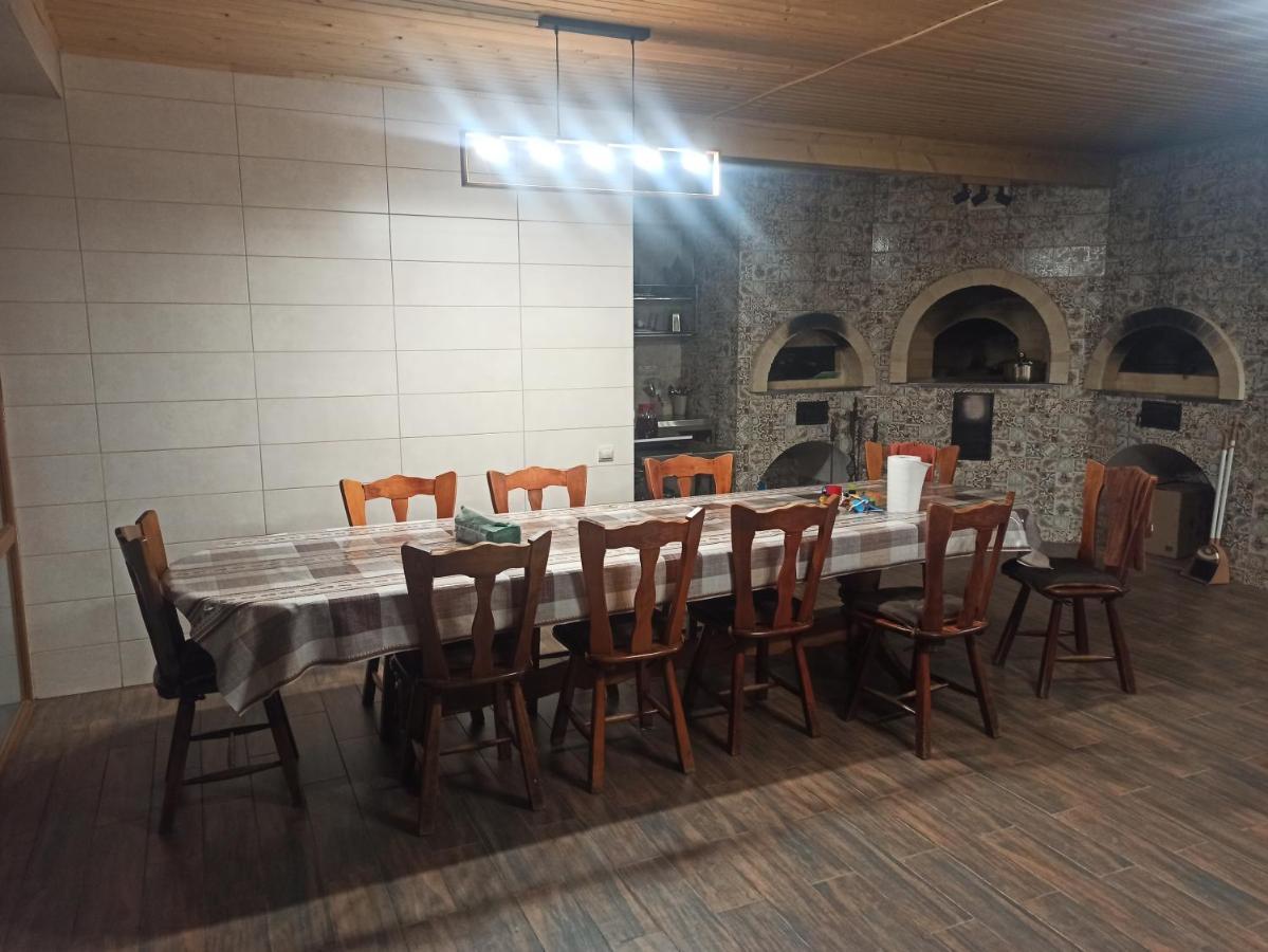 У Павла Hotell Jablunytsja Exteriör bild