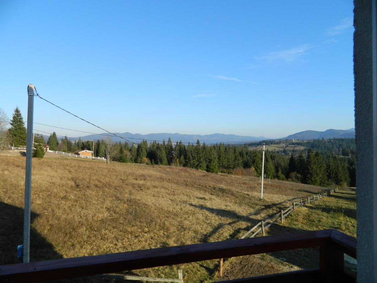 У Павла Hotell Jablunytsja Exteriör bild